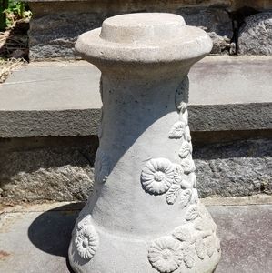 Birdbath base